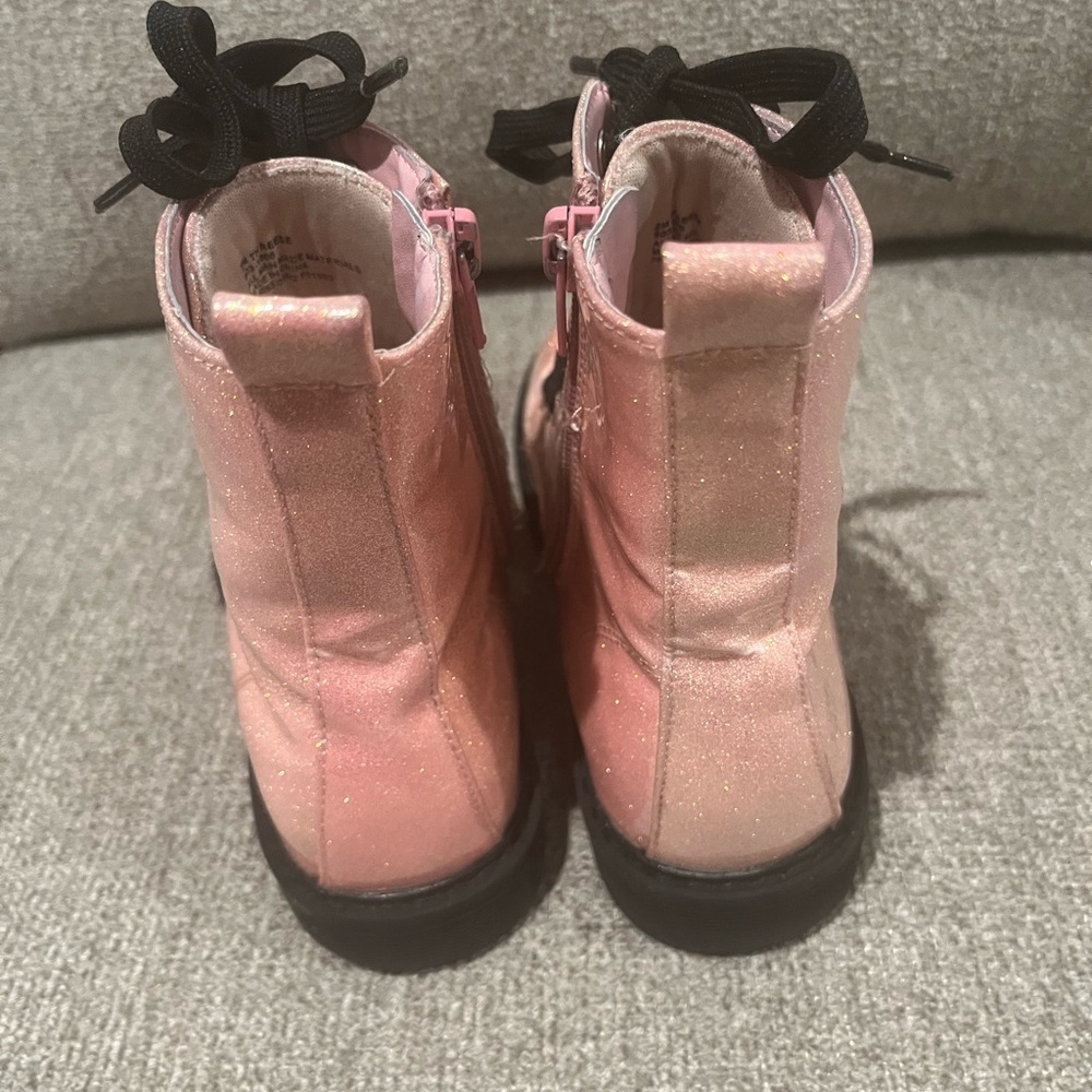 There Abouts Girls Pink Glittery Pink Shimmery boots with side zipper! Size 2M. - Picture 7 of 16